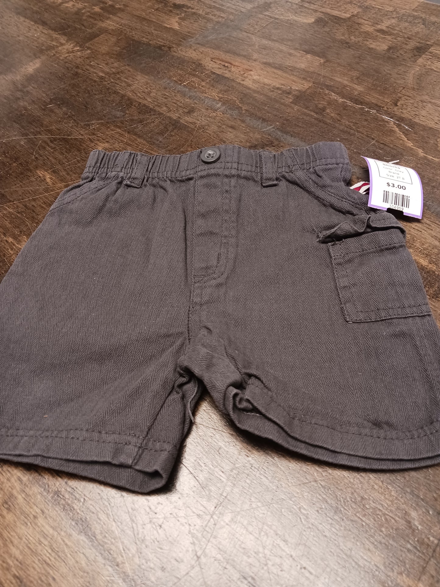 Grey Shorts, 2T B