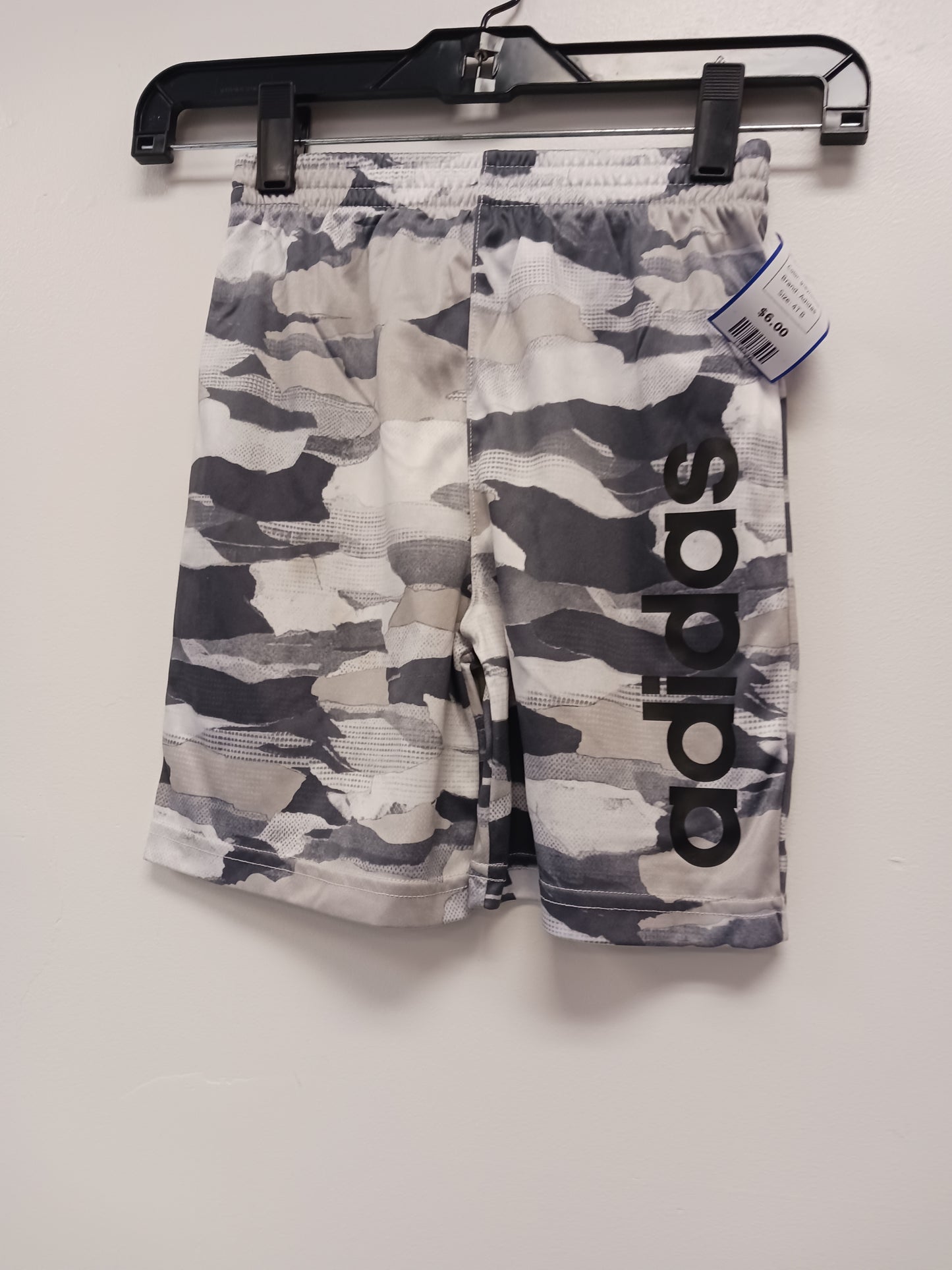 grey/white Adidas Camo Shorts, 4T B