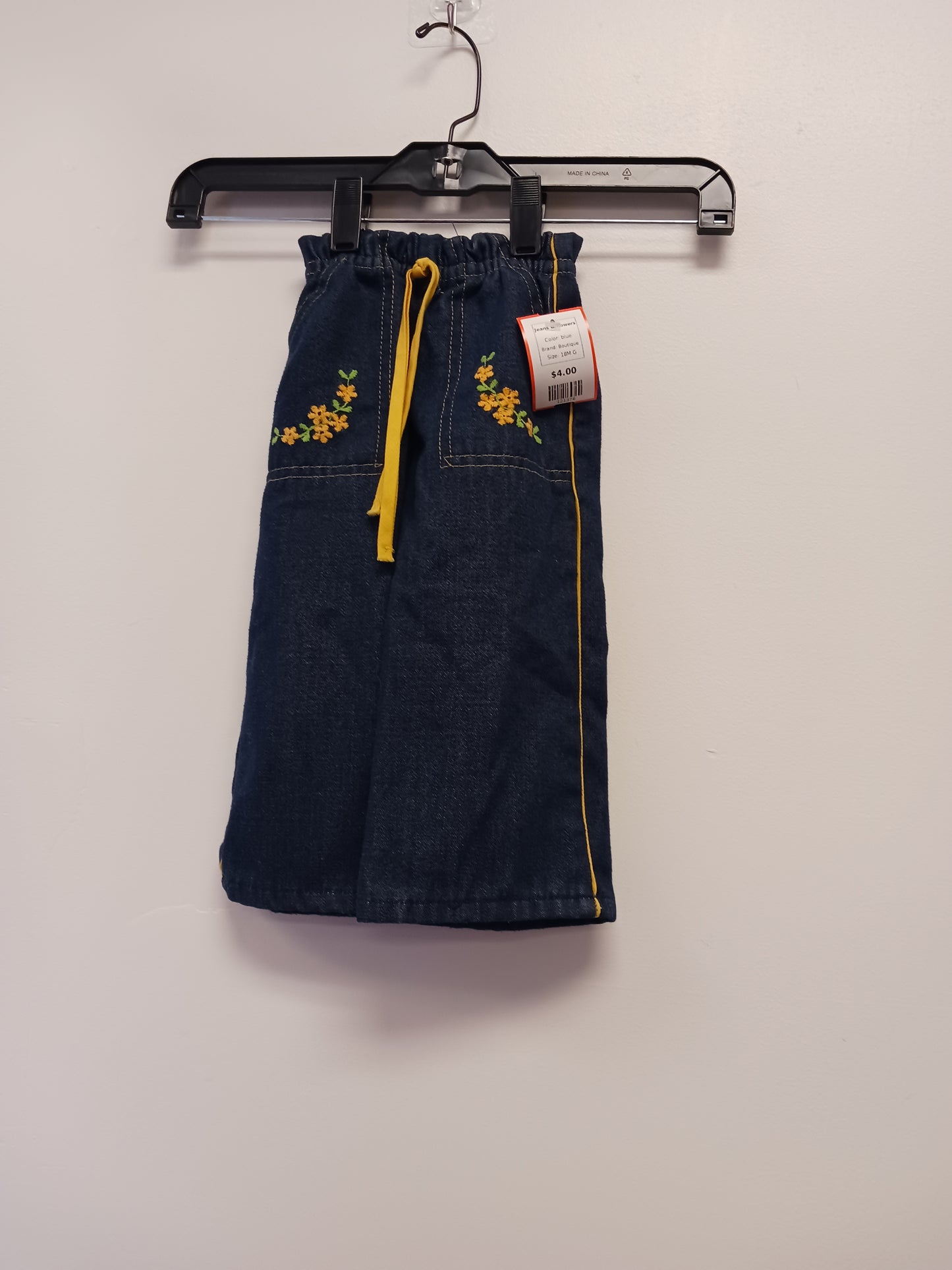 blue Boutique Jeans w/flowers, 18M G
