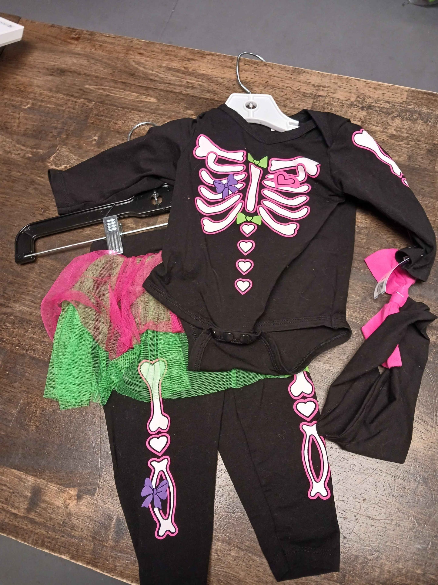 black Skeleton 3 piece, 3M G
