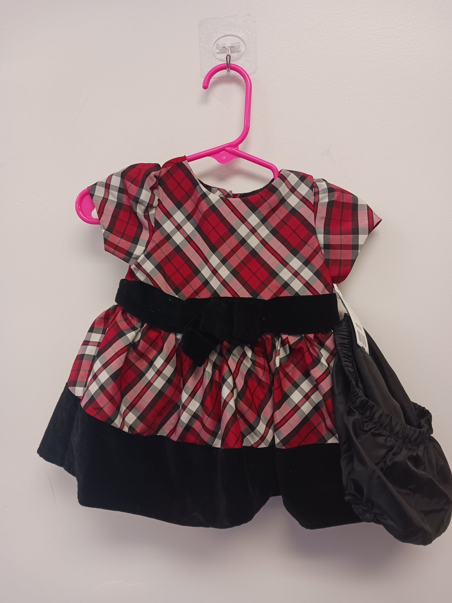 Red/Black/White Plaid Holiday Editions Holiday Dress, NB G