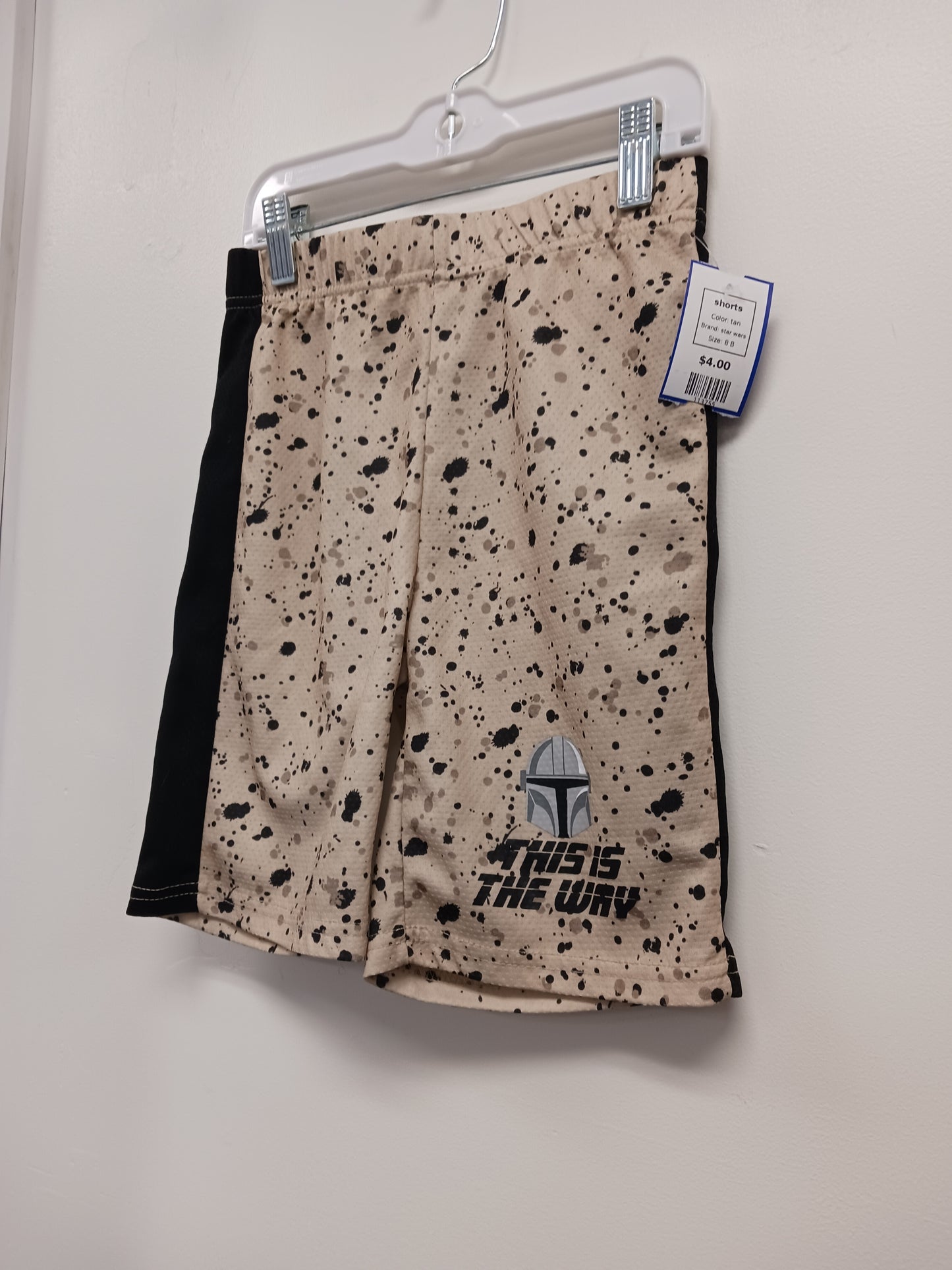 tan star wars shorts, 8 B
