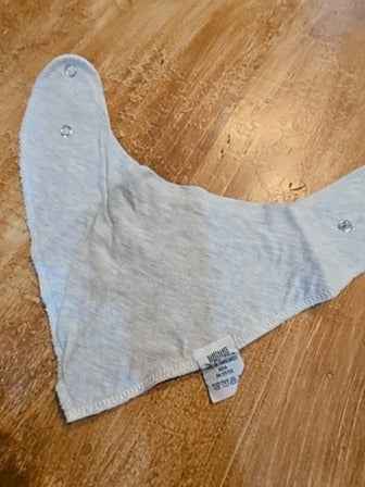 Grey Matimati Bib