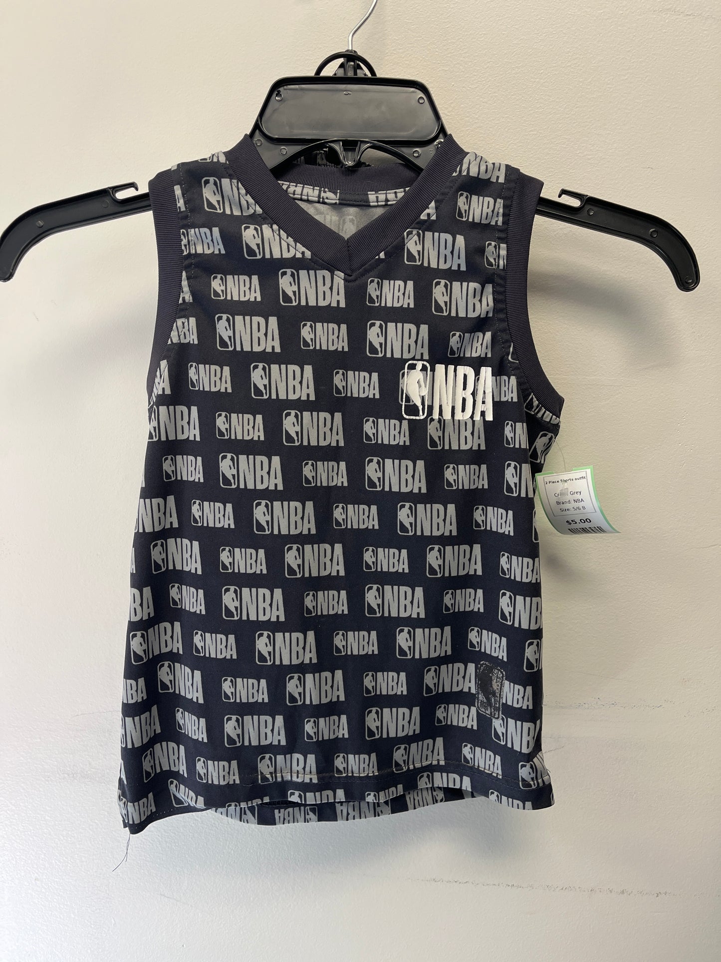 Grey NBA 2 Piece Shorts outfit, 5/6 B