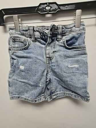 Blue jean Cat & Jack Shorts, 3T B