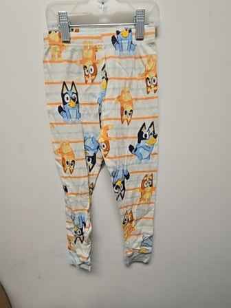 White striped Bluey Bluey 2 piece pjs, 5T B