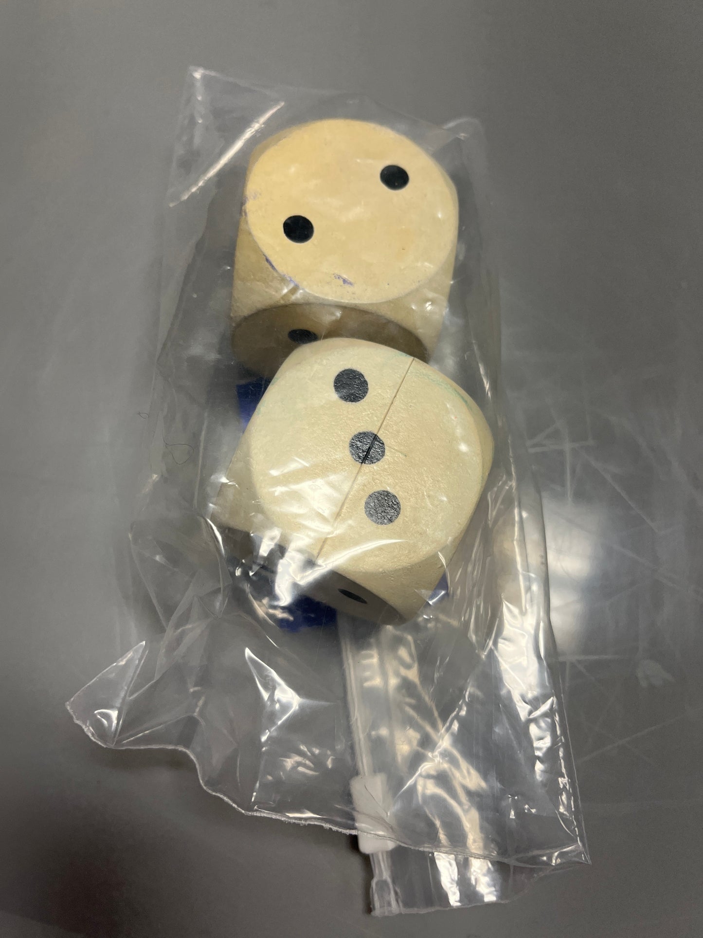 white  Dice