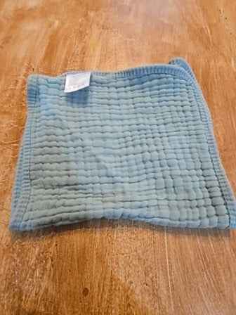 Green Unnivoll Burp cloth