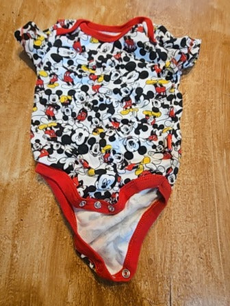 Red/white Disney baby Mickey onesie, NB B