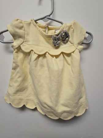 Yellow/grey Dylan & Abby 2 piece outfit, NB G