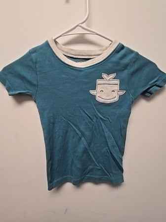 Blue Carters 2 piece pjs, 5T B