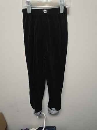 Grey/black Pokemon Pokemon 2 piece pj, 4T B