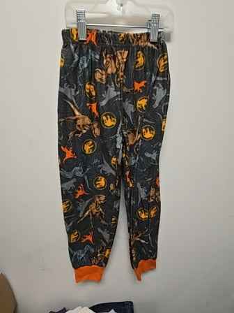 Grey/orange Jurassic world Dinosaur 2 piece pj, 4T B