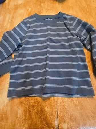 Grey stripe Carters Long sleeve shirt, 12M B
