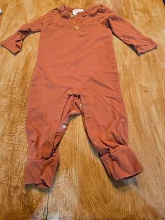 Red Cat & Jack Long sleeve one piece, 12M B