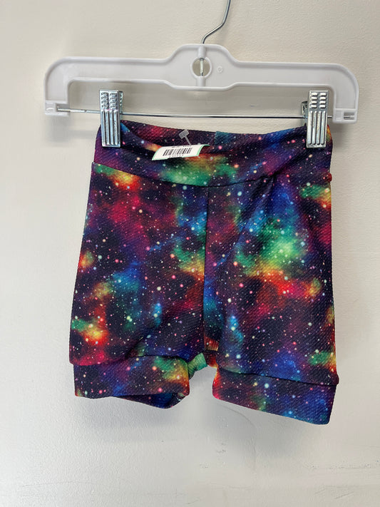 Multi Boutique shorts, 3T B