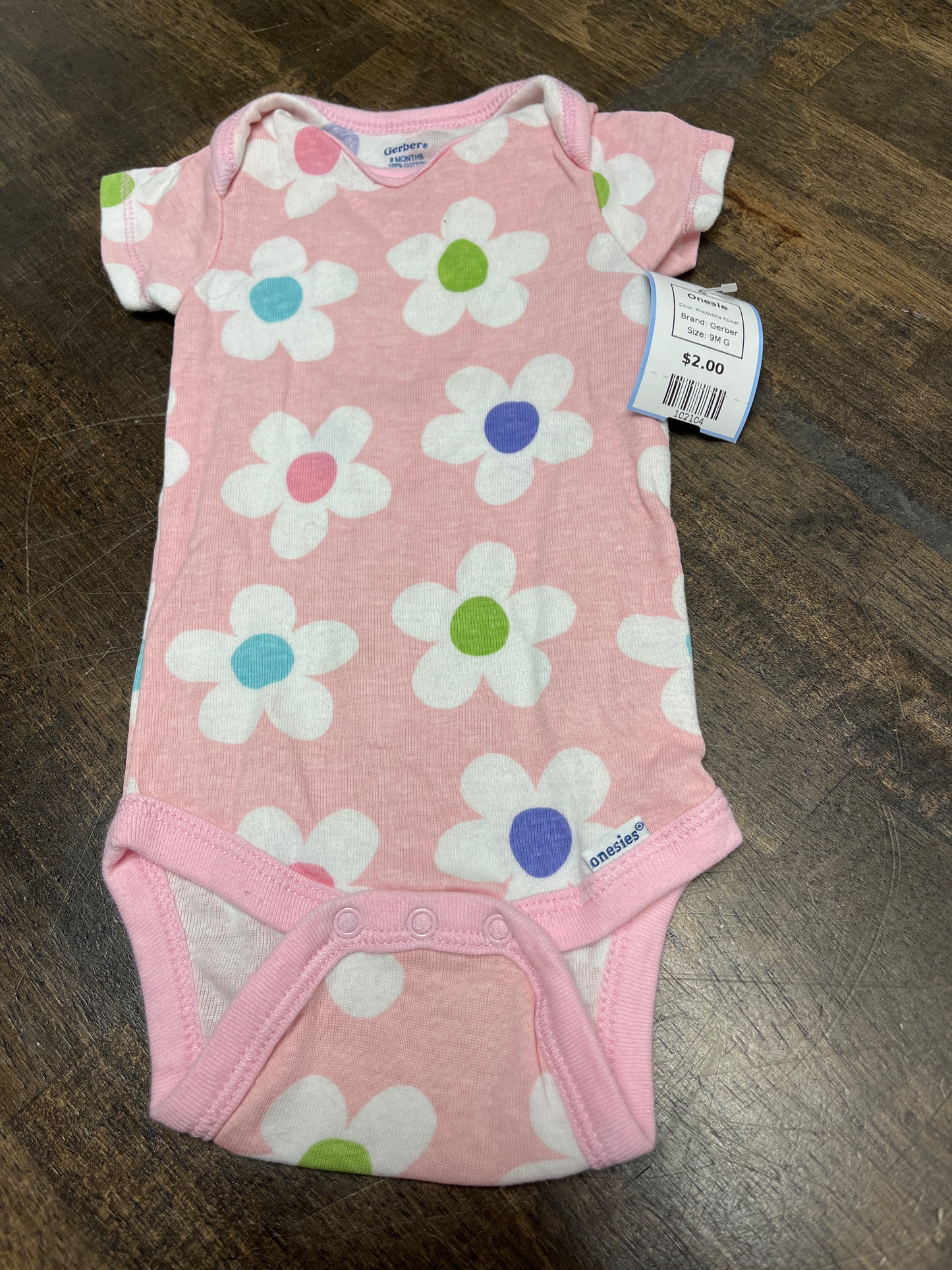 Pink/White Flower Gerber Onesie, 9M G