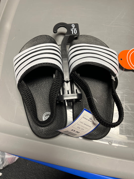 black/white Wonder Nation Striped Sandals 9/10, 9 B
