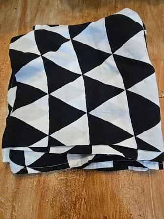 Black/white Cloud island Blanket