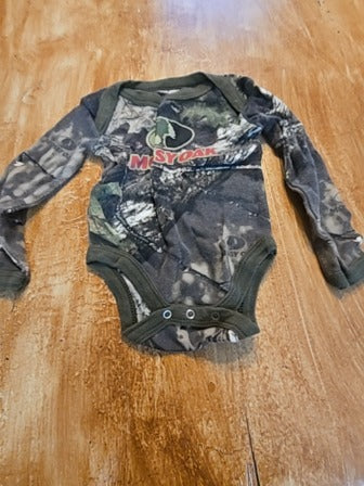 Camo Mossy oak Longsleeve Onesie, NB B