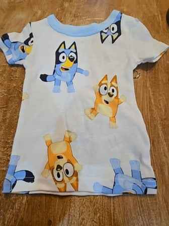 White Bluey Bluey 2 piece pjs, 12M B