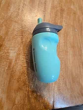 turquoise Tommee tippee Sippy cup