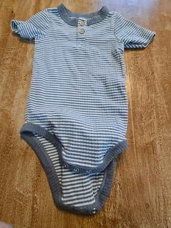 Grey/white stripe Cat & Jack Onesie, 12M B