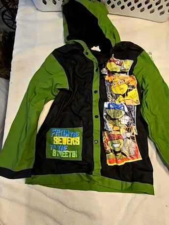 Green/black Ninja turtles Coat, 8 B