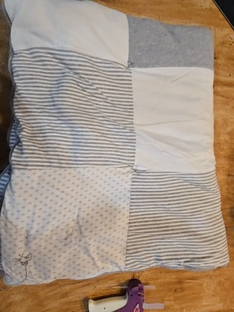 Grey/white Burts Bees Baby Blanket