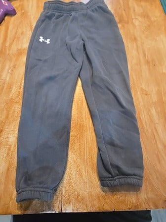 Grey Under armour Pants, 6M G