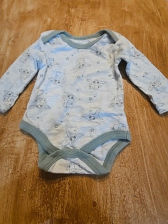 Green/grey Star wars Baby yoda long sleeve onesie, NB B