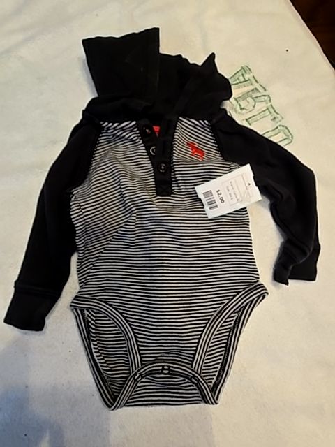 Grey/White Striped Carters Hooded Longsleeve Onesie, 6M B