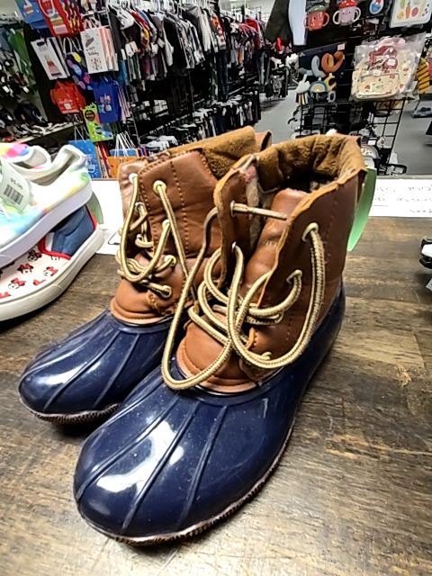 Brown/Navy Adrienne Vittadini Boots, 2Y G