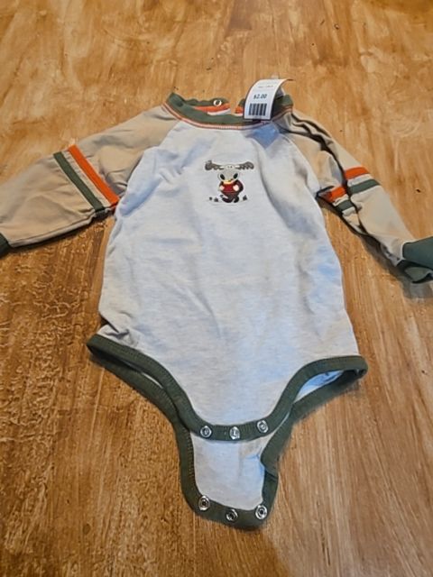 Tan/Green Moose Okie Dokie Longsleeve Onesie, 12M B