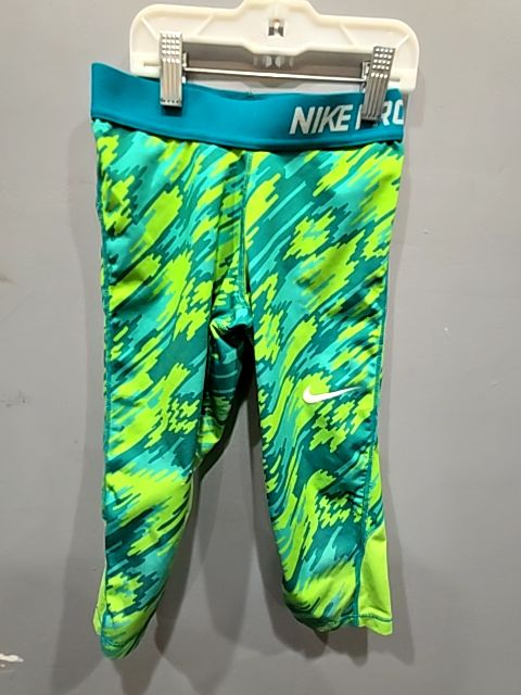 Green Nike Capri athletic pants, 6 G