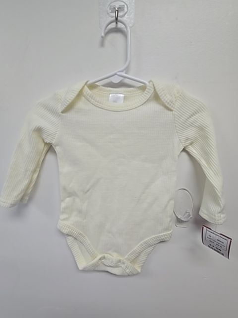 Whtie Little Beginnings Longsleeve Onesie, 3M G
