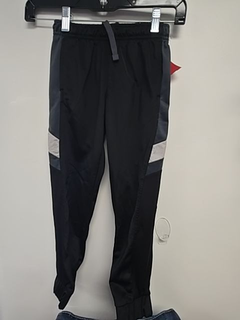Black/Grey Atlhetic Works Pants, 6 B