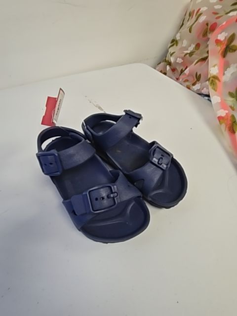 Navy Swiggles Sandals, 5C B