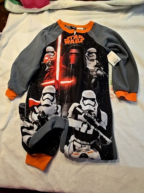 Grey/Black/Orange Star Wars One Piece Pjs, 6/7 B