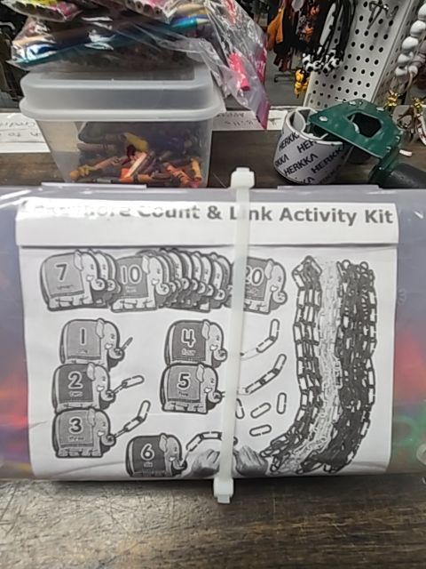 Lakeshore Learning Count & Link Activity Kit