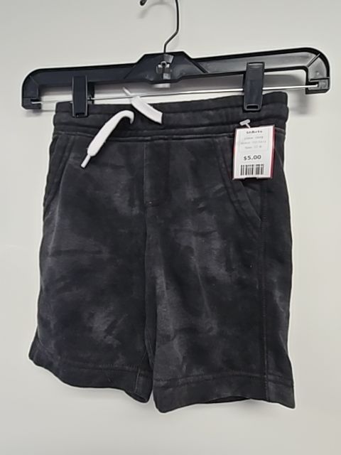Grey Old Navy Shorts, 5T B