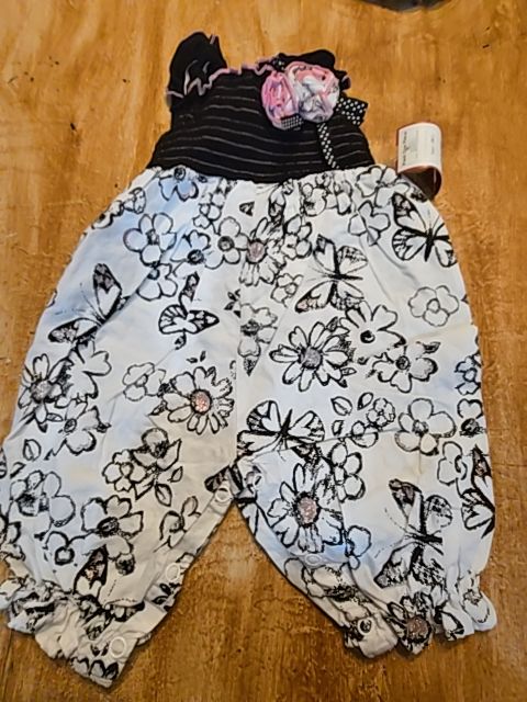 Black/White/Pink Sweet Heart Rose Pant One Piece, 3M G