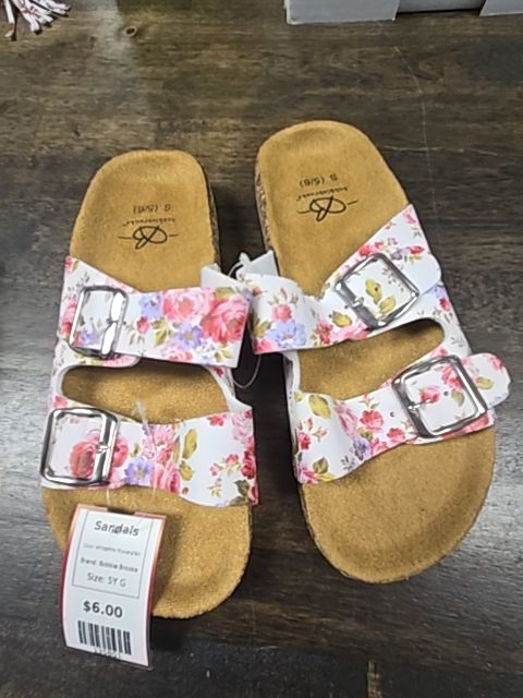 White/Pink Flowers/Tan Bobbie Brooks Sandals, 5Y G