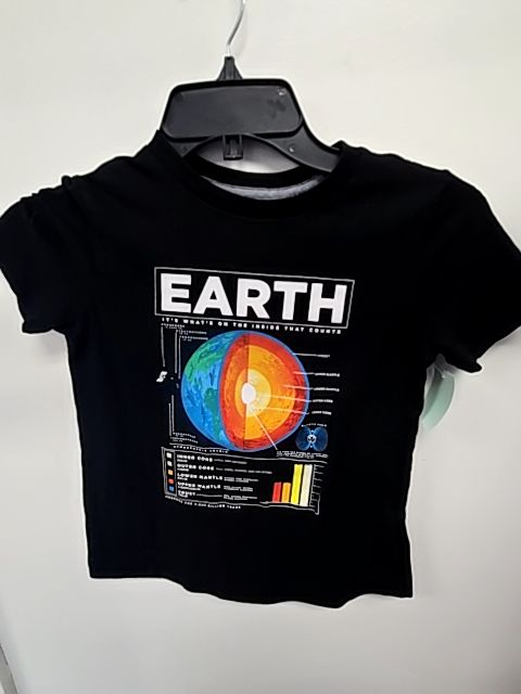 Black Earth Old Navy Shirt, 6 B