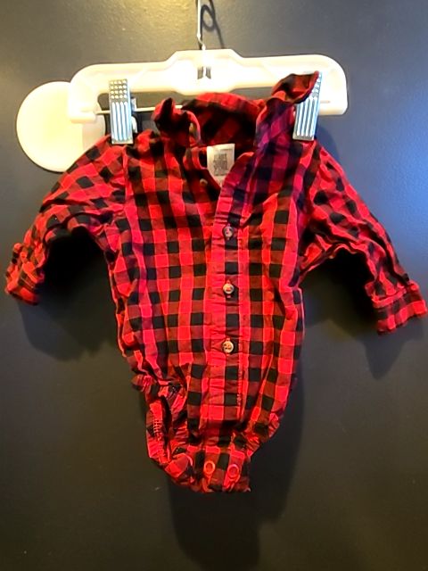 Red/black Just one you Plaid long sleeve onesie, NB B
