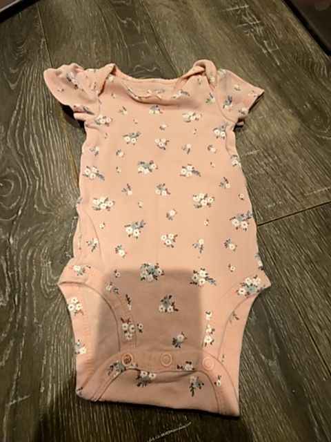 Pink Carters Flower onesie, 3M G