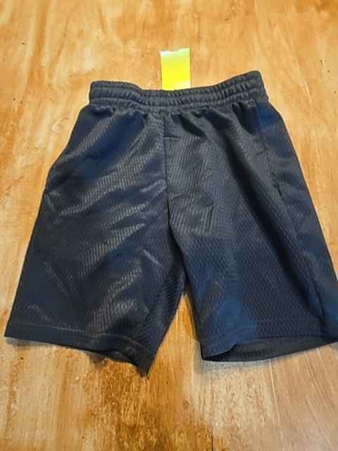 grey athletic shorts, 4T B