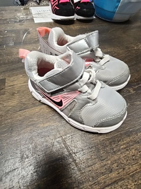 Silver/Pink/Black Nike Sneakers, 6C G