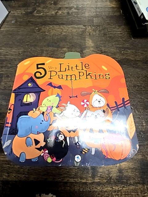 5 very Little Pumpkins