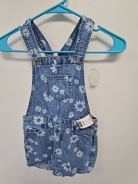Blue Jean/Flowers Childrens Place Bib Shorts, 6 G